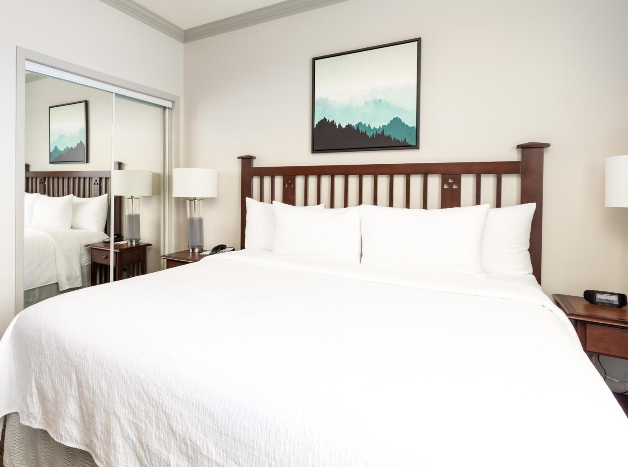 แมนเทโอ รีสอร์ต Hotel เคโลว์นา ห้อง รูปภาพ