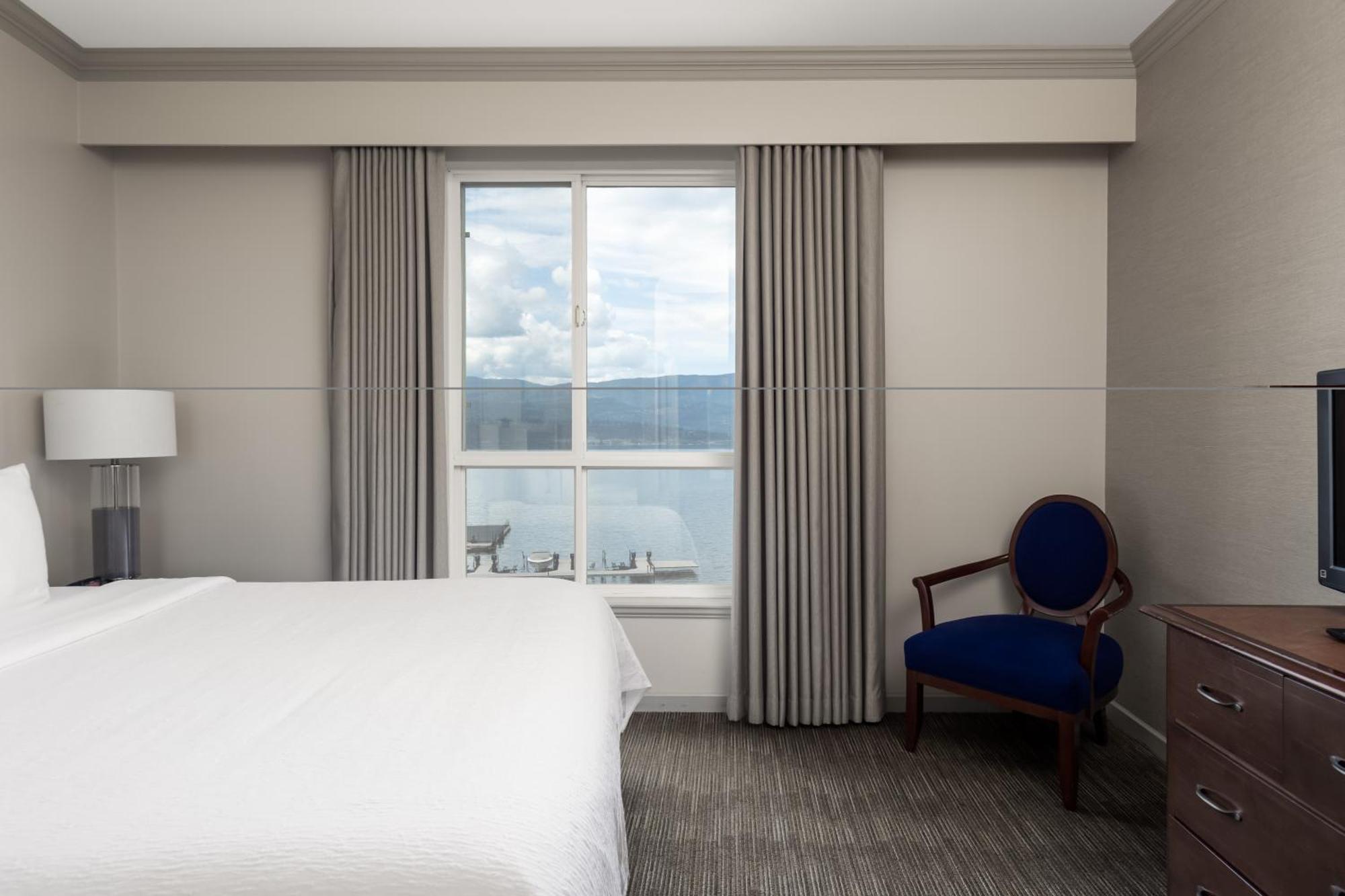 แมนเทโอ รีสอร์ต Hotel เคโลว์นา ภายนอก รูปภาพ